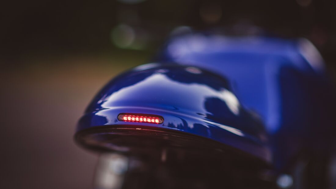 Yamaha-GTS-1000-Cafe-Racer-custom-Aki-Suokas