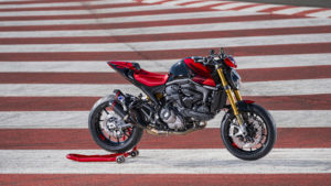 Ducati-Monster-SP-MY23-gallery-06-1920x1080