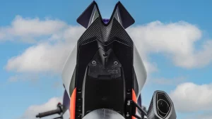 RSV4-X30_Gallery-01_1920x1080