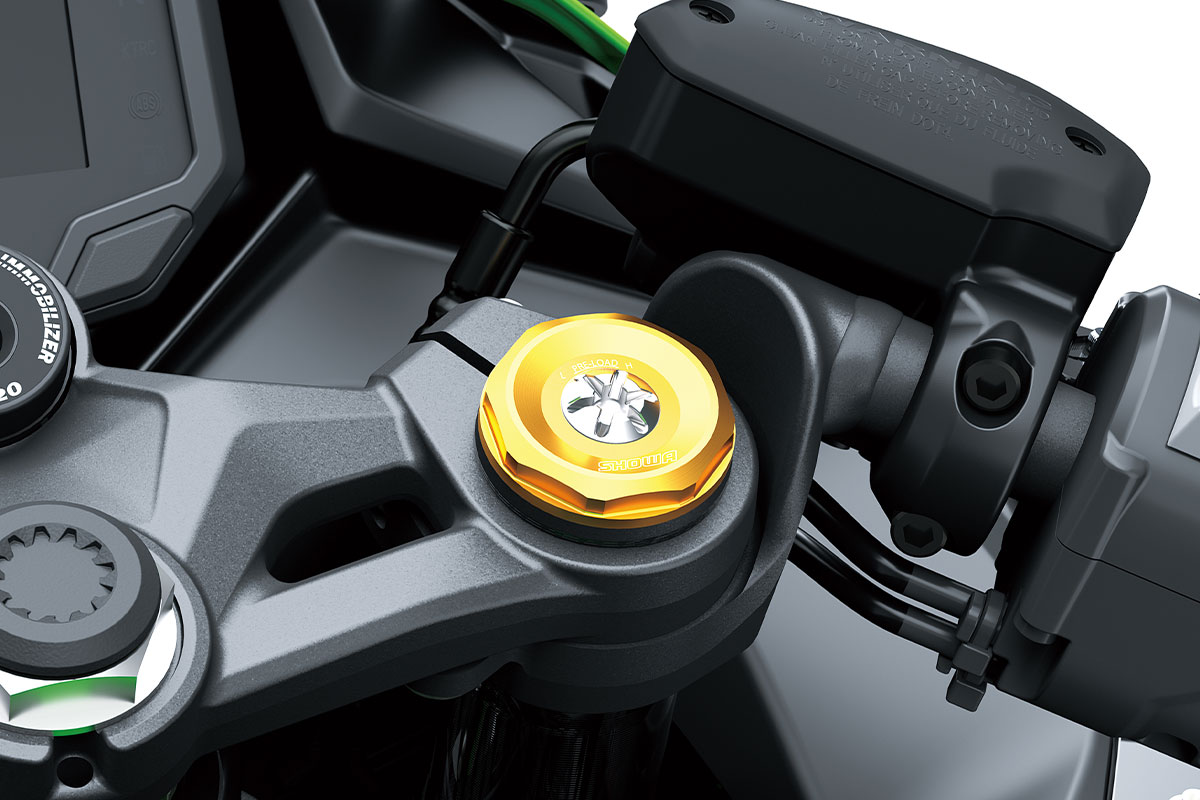 2023-Kawasaki-ZX-25RR-ZX-25R-16