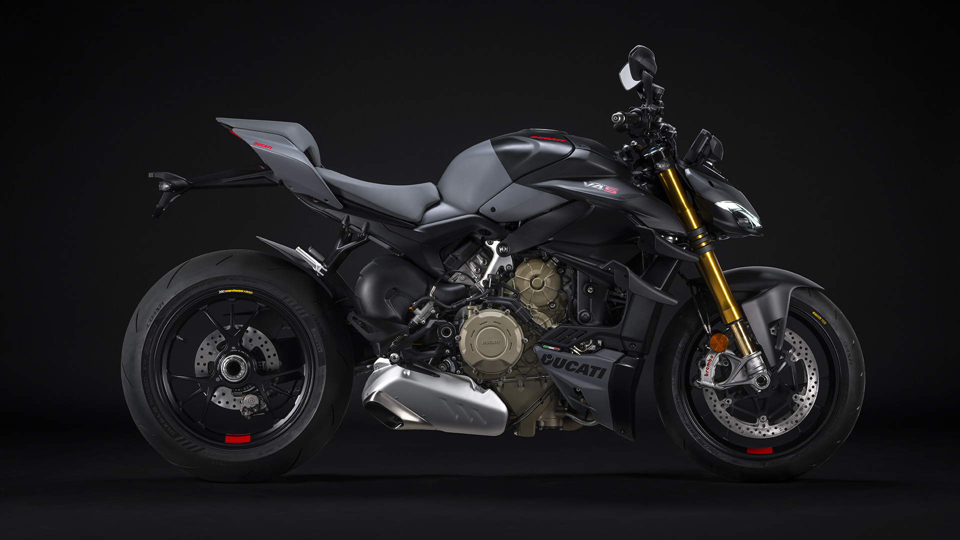 2023-Ducati-Streetfighter-V4-Cover