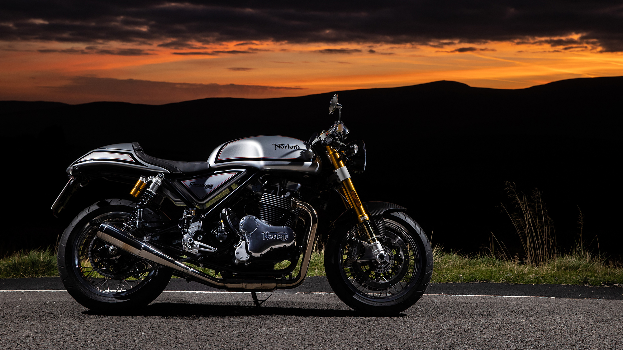 Norton-Commando-Cafe-Racer-sunset Norton-Commando-Cafe-Racer-sunset