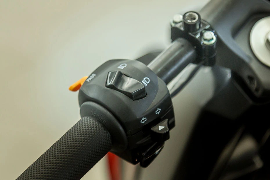 the-ultraviolette-f77-electric-motorcycle-1