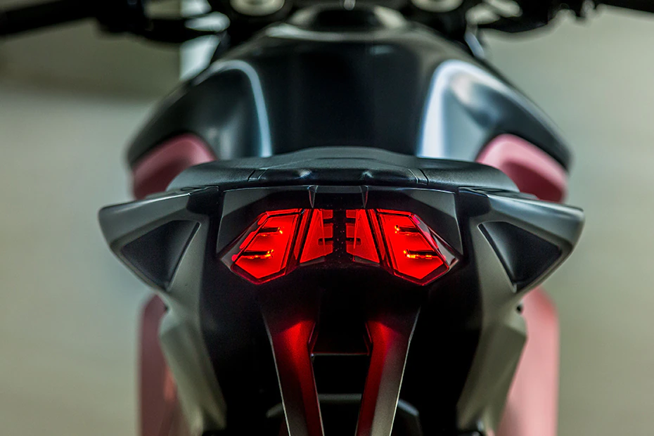 the-ultraviolette-f77-electric-motorcycle-1