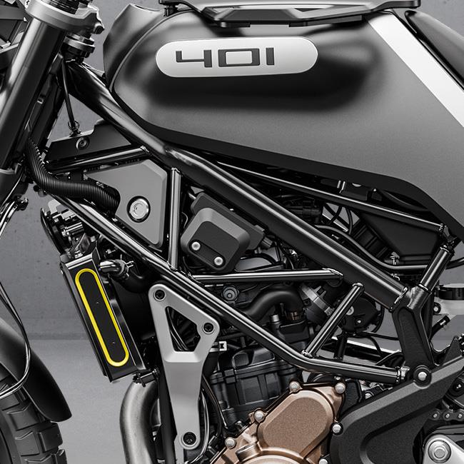 Cvoer-husqvarna-svartpilen-401