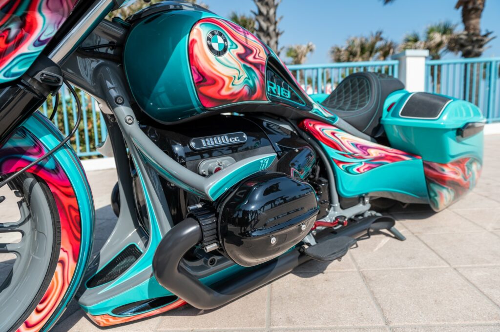 P90497568_lowRes_bmw-motorrad-present