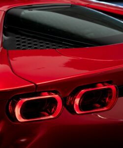 Tailormade-FerrariSF90Spider