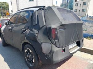 KIA_Sonet_Facelift_2024_Spied-Cov