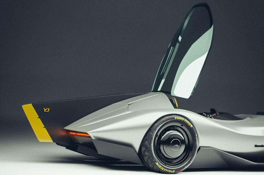 War-Plane-inspired-Mercedes-Benz-concept