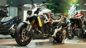 Zongshen-Cyclone-RA-900-1