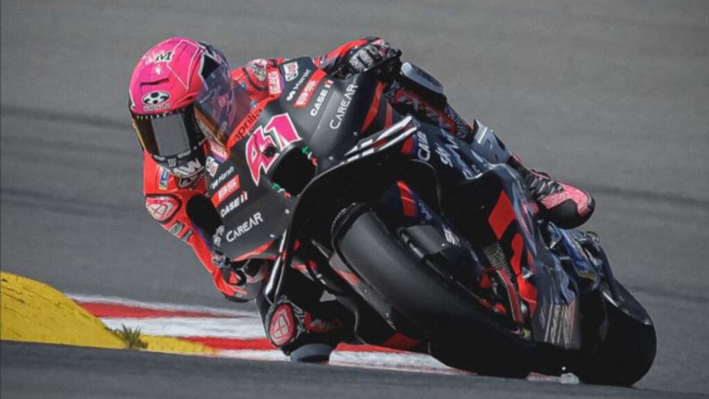 kabuto-racing-mips-helmet-aleix-espargaro-f17