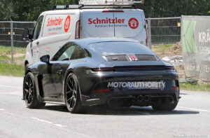 porsche-911-s-t-spy-shots-2024