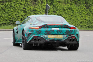 2024-aston-martin-vantage-spy-shot