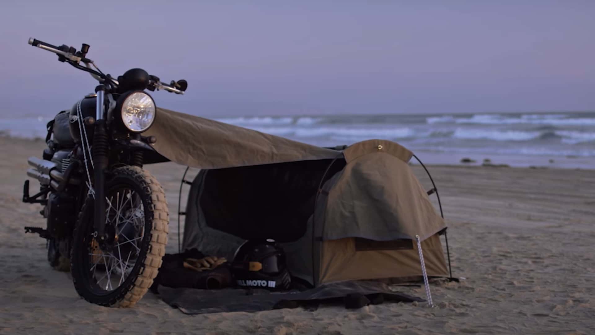Wingman of the Road unveils new Goose Moto tent Goose-WIngman-Ten