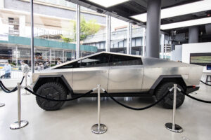 Tesla_Cyber_Truck_Cov