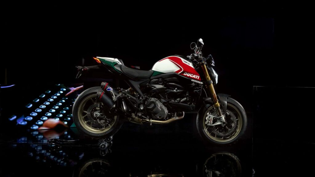 2024-ducati-monster-30th-anniversario