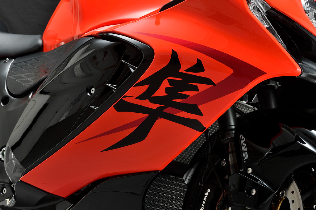 Hayabusa_action01_JP