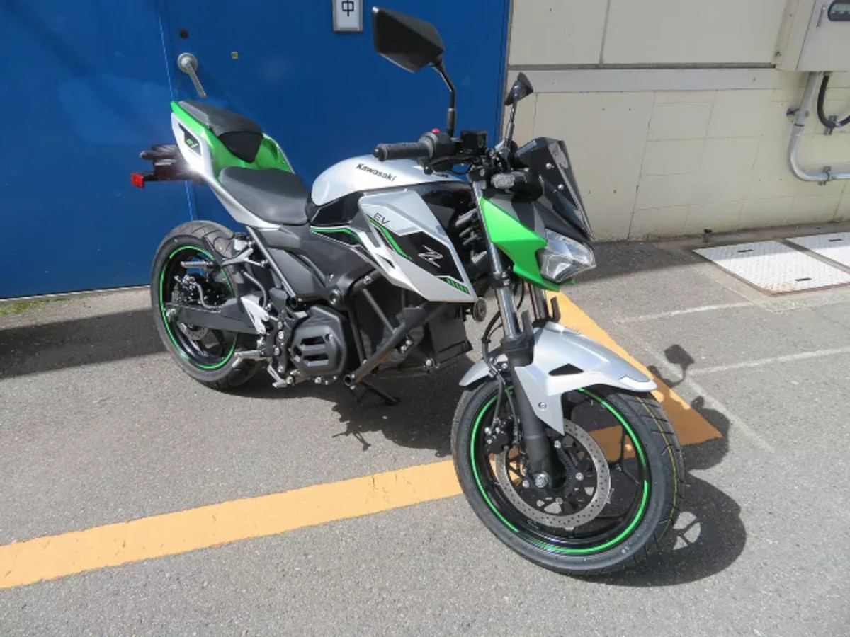 Everything You Need to Know About Kawasaki’s New Electric Bikes kawasaki-ninja-e-1-and-z-e-1-electrics-ready-for-launch