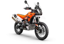 2024 KTM 890 Adventure R Rally Sells Out in Less Than 3 Days 2024-ktm-890-adventure-r-rally-front-right-angle-view