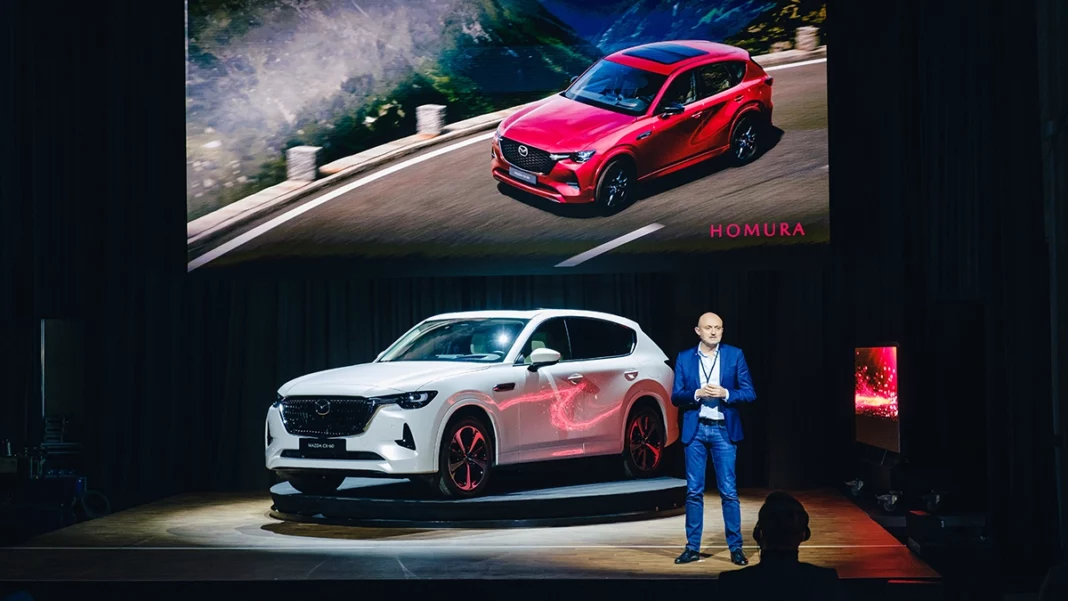 Jo-Stenuit-launching-Mazda