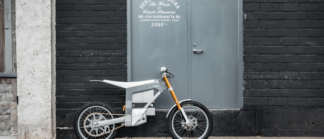 1 / 1 – Ridecake-Deus-Ex-Machina.png