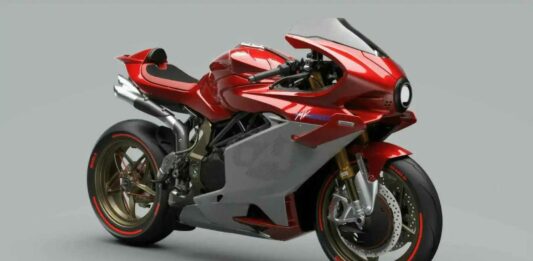 MV Agusta unveils the new Superveloce 1000 Serie Oro at EICMA 2023