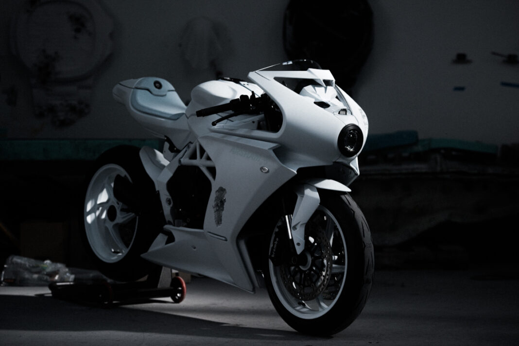 Limited Edition Masterpiece: The MV Agusta Superveloce Arsham Series