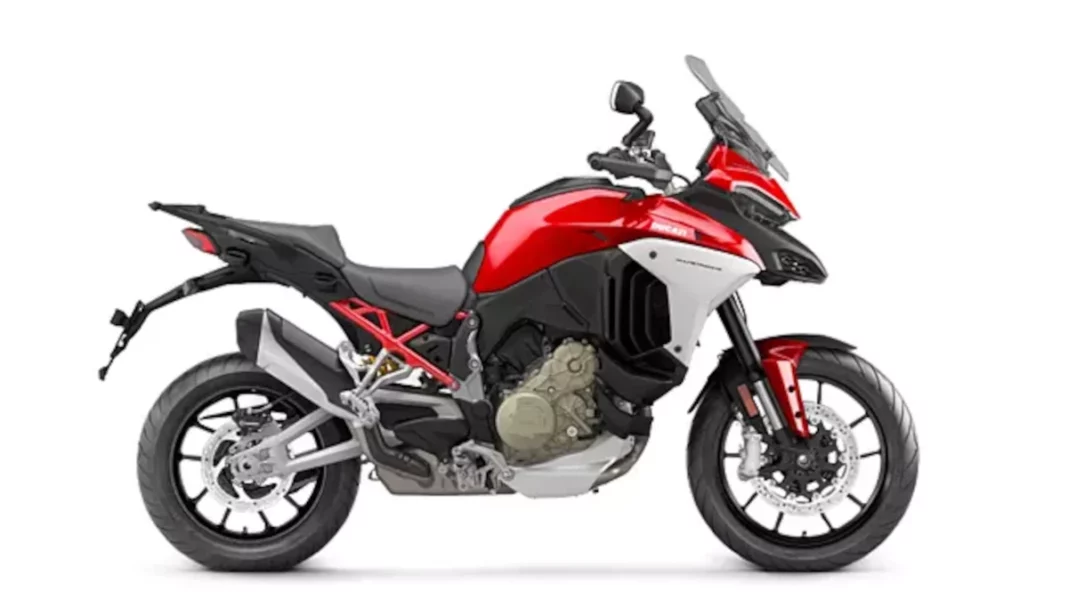 Exclusive-Ducati-Offer-Alert-Rs-15-Lakh-Benefits-on-Streetfighter-V4-Multistrada-V4-1.webp