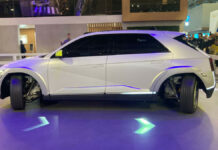 How Electric Cars Learned to Walk Like Crabs at CES 2023? How-Electric-Cars-Learned-to-Walk-Like-Crabs-at-CES-2023-4.jpg