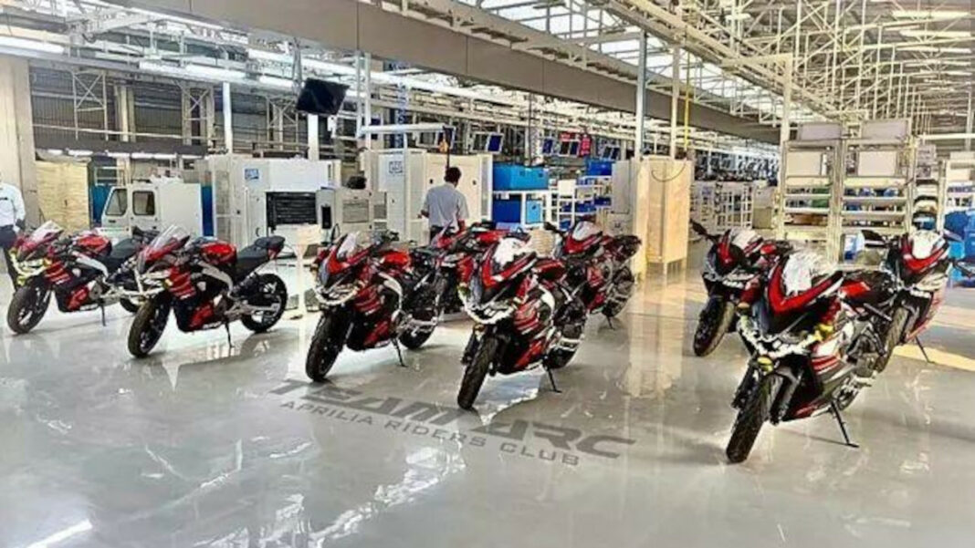 Innovation-in-Motion-The-Production-Line-of-the-New-Aprilia-RS-457-Cov.jpg