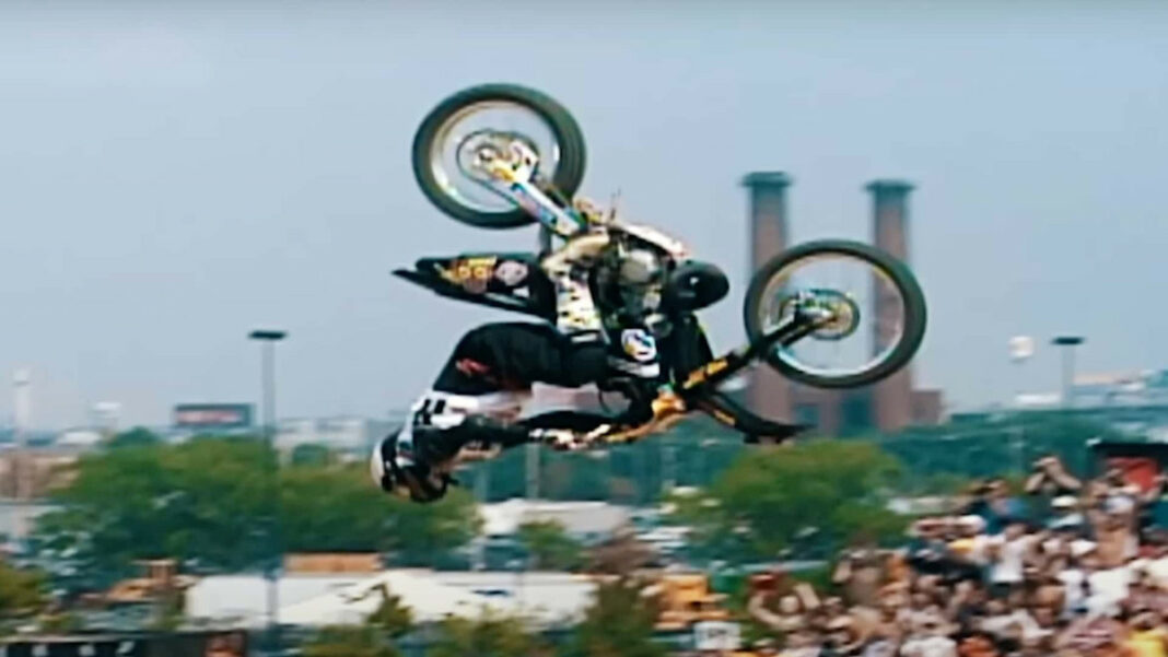 The-Legendary-Mike-Metzger-Unleashing-Freestyle-Motocross-1.jpg