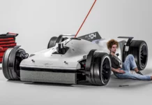 Revolutionizing Motorsports: The Future of Sustainable High-Speed Racing 3 / 6 – Revolutionizing Motorsports The Future of Sustainable High-Speed Racing-2.webp