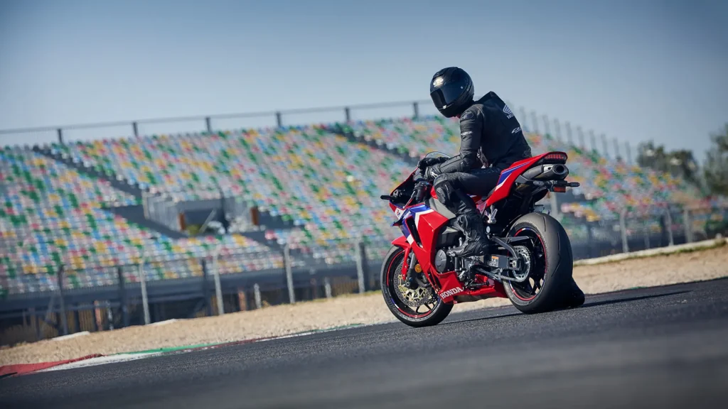 The-2024-Honda-CBR600RR-A-Deep-Dive-into-Its-Secrets-1.jpg