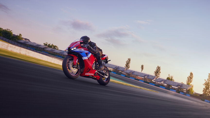 The-2024-Honda-CBR600RR-A-Deep-Dive-into-Its-Secrets-1.jpg