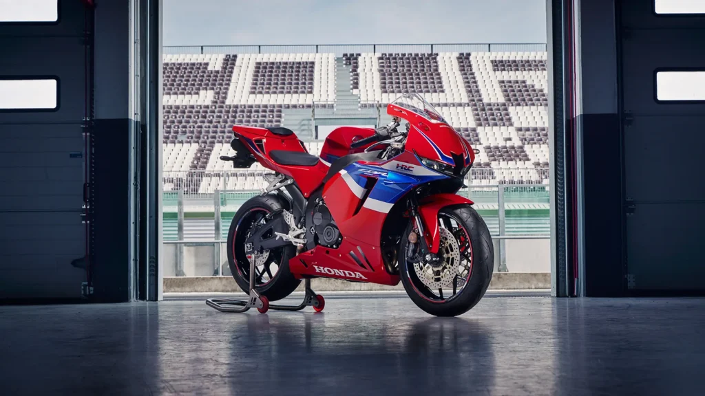 The-2024-Honda-CBR600RR-A-Deep-Dive-into-Its-Secrets.webp