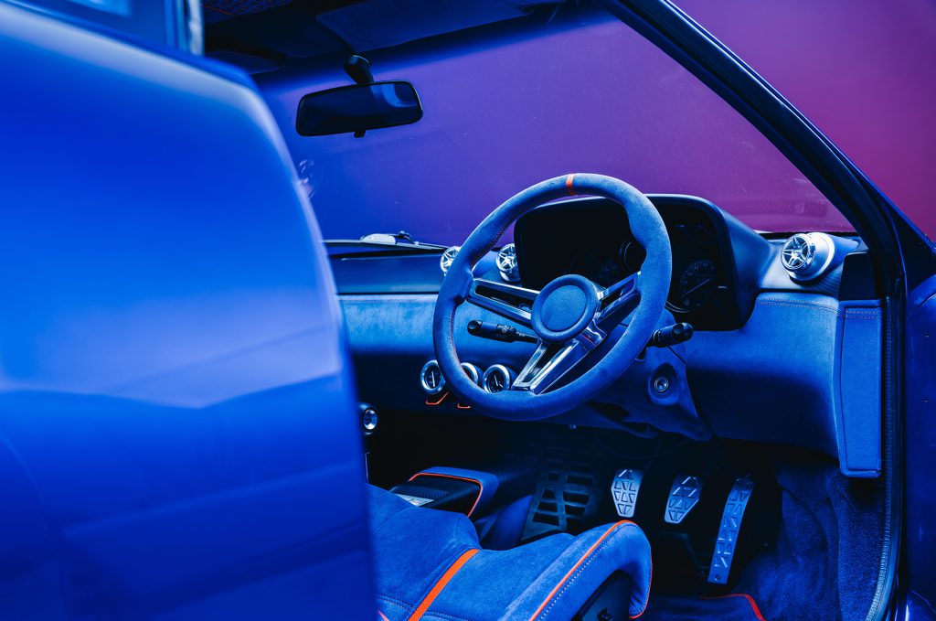 Evoluto-_Engine-Bay_0004.