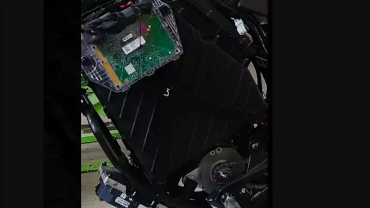 Ola Electric's New Bold Move From Scooters to Motorcycles-1 Ola-Electrics-New-Bold-Move-From-Scooters-to-Motorcycles-1.webp