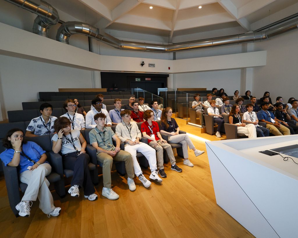 3 / 3 – The Impact of Lamborghini’s Educational Initiatives on New Young Engineers-2.jpg