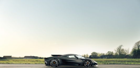The-Koenigsegg-Jesko-Breaking-New-Records-and-Taking-Names-1.jpg