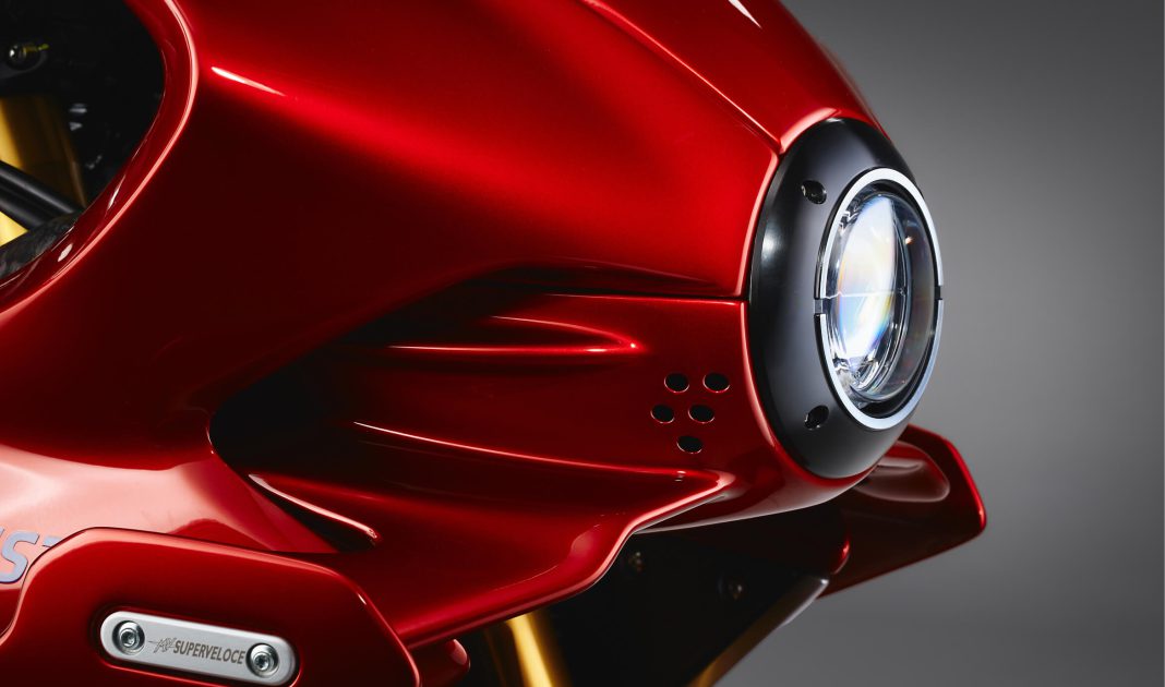 Why-the-New-MV-Agusta-Superveloce-1000-Serie-Oro.jpg