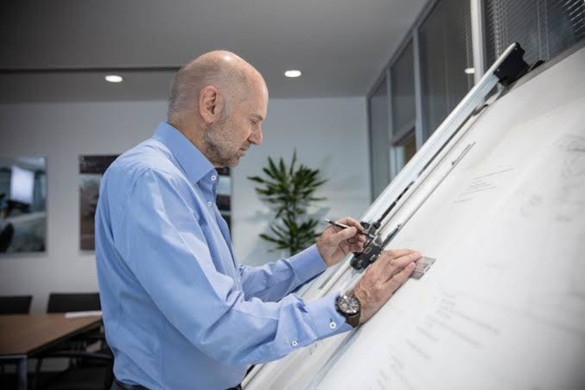 Adrian Newey's Pen and Paper in a New Digital World-Cov Adrian-Neweys-Pen-and-Paper-in-a-New-Digital-World-Cov.jpg