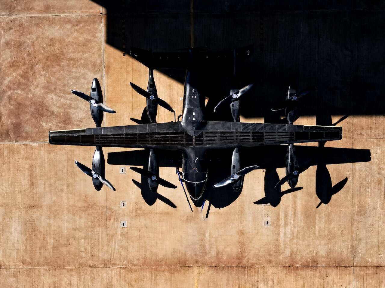 How Eve Air Mobility is Transforming New Urban Flight-LivingWithGravity 4 / 4 – How Eve Air Mobility is Transforming New Urban Flight-LivingWithGravity-4.webp