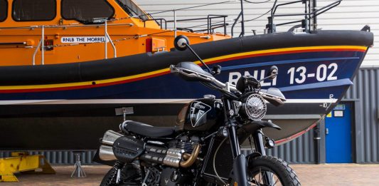 2 / 9 – Inside the New 2020 Triumph Scrambler 1200 Bond Edition-LivingWithGravity-1.jpg