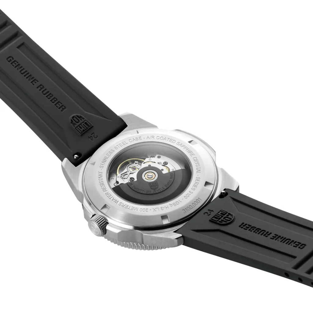 4 / 7 – The Best Features of the New Luminox Pacific Diver Automatic You Need to Know-LivingWithGravity-3.webp