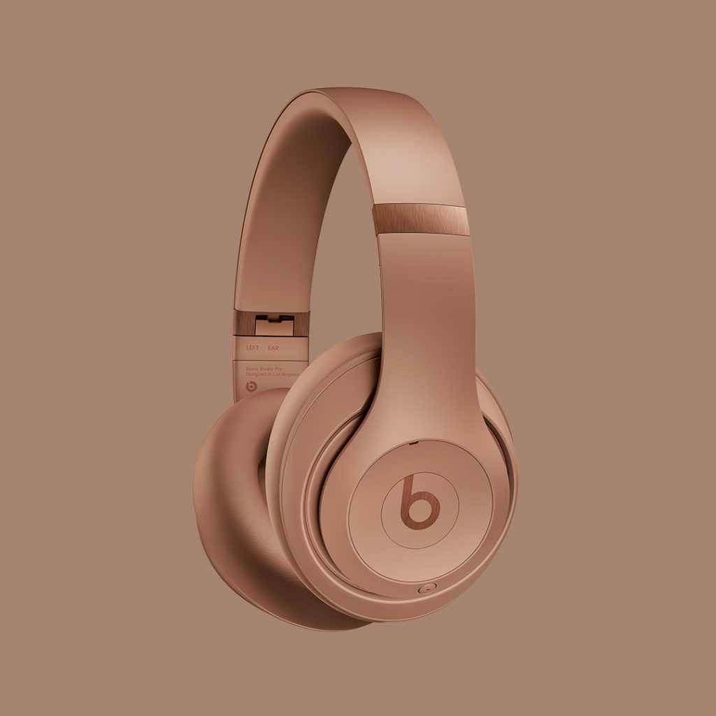 The-Hottest-Tech-Accessory-of-the-Year-Kim-Kardashian-x-New-Beats-Studio-Pro-LivingWithGravity-1.jpg
