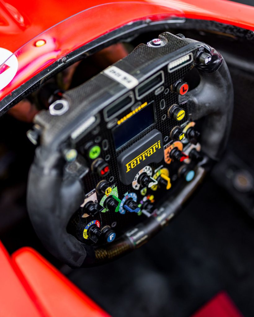 4 / 9 – The Legendary Ferrari F2001b is on New auction-LivingWithGravity-6.jpg