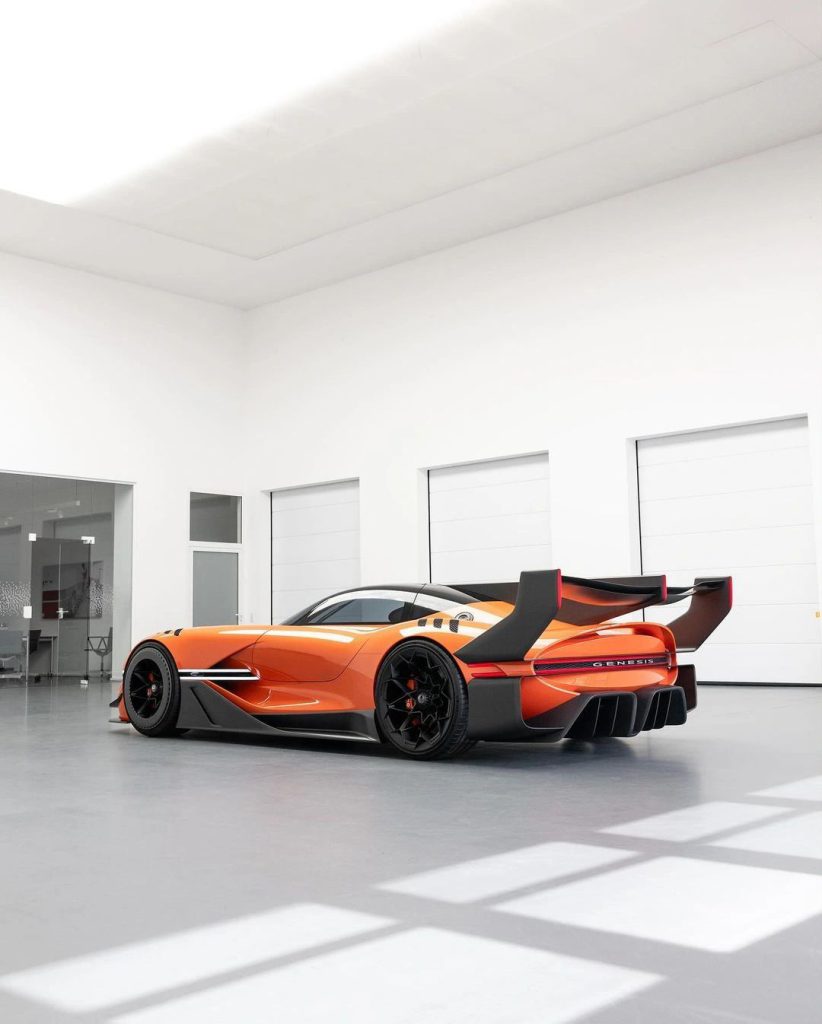 4 / 10 – The Role of HOTE Studio in Shaping Tomorrow’s New Trends-LivingWithGravity-3.jpg