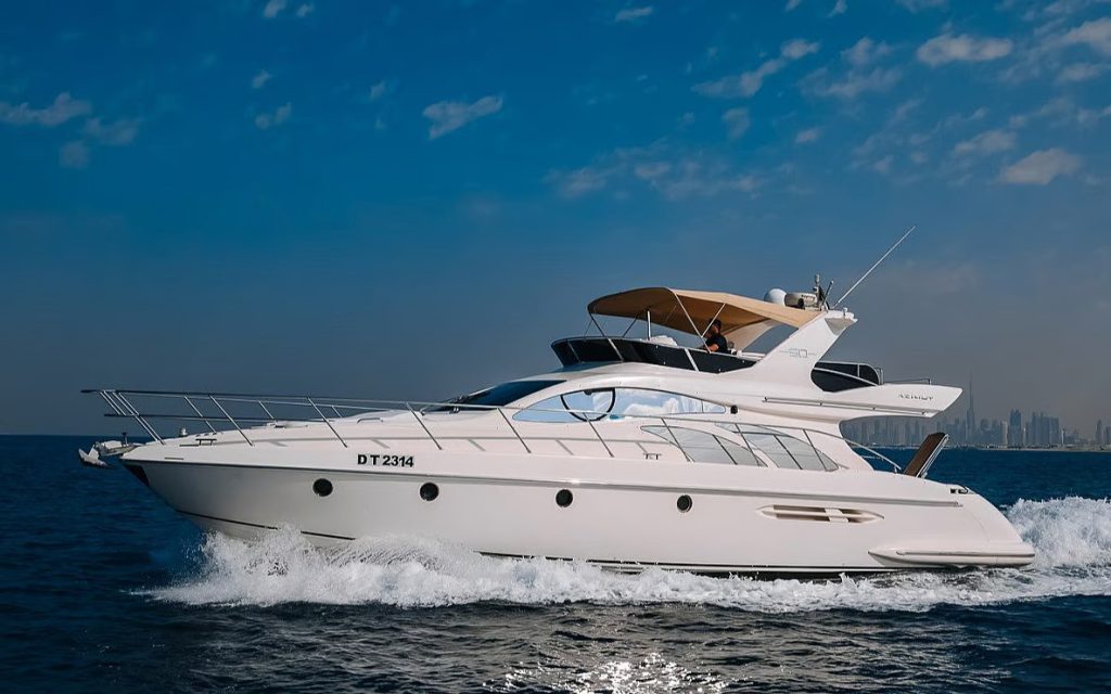 4 / 6 – The Ultimate New Luxury Experience Exploring Dubai by Private Yacht-LivingWithGravity-3.jpeg