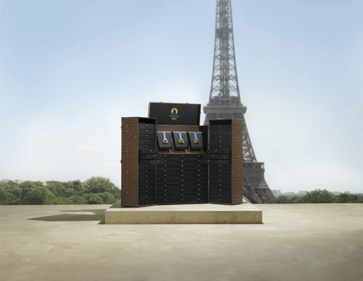 Louis Vuitton Redefines New Olympic Luxury at Paris 2024-LivingWithGravity-Cover Louis-Vuitton-Redefines-New-Olympic-Luxury-at-Paris-2024-LivingWithGravity-Cover.jpg